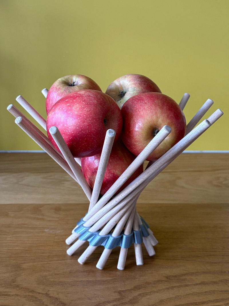 mit Obst gefüllte Obstschale Dekoschale steckbare Schale variante ring silber mit goldgrünem Hintergrund